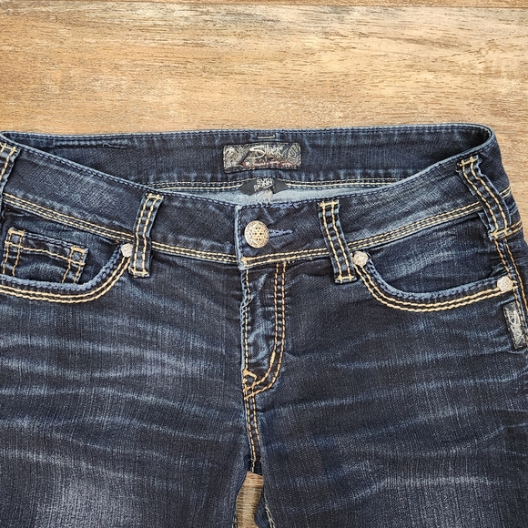 SILVER JEANS SUKI SKINNY DARK WASH WHISKERING SIZE 29 - Picture 5 of 10